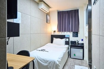 Ekonomy Hotel Incheon