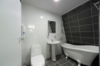 Ekonomy Hotel Incheon