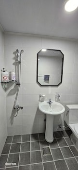 Ekonomy Hotel Incheon