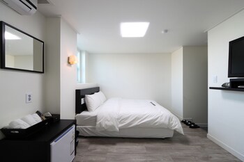 Ekonomy Hotel Incheon