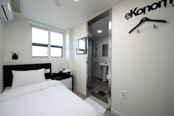 Ekonomy Hotel Incheon