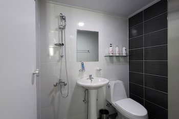 Ekonomy Hotel Incheon