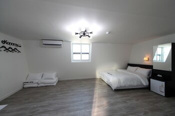 Ekonomy Hotel Incheon