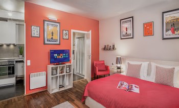 4 Arts Apartments By Adrez Living
