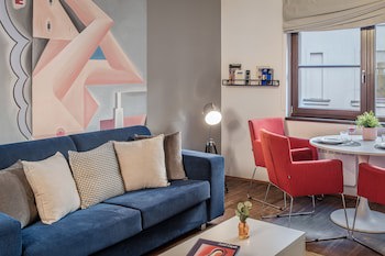 4 Arts Apartments By Adrez Living