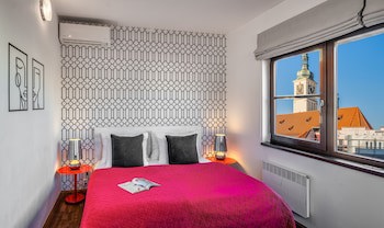 4 Arts Apartments By Adrez Living