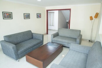 Ayenda 1313 Barahona 72