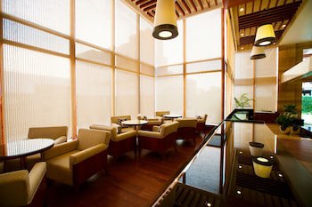 Golden Tulip Vasundhara Hotel & Suites