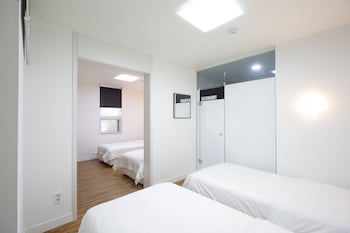 Ekonomy Haeundae Guesthouse