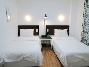 Ekonomy Haeundae Guesthouse