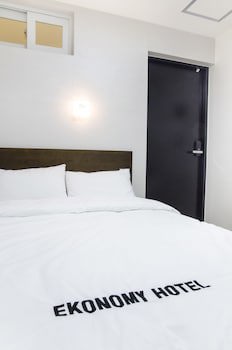 Ekonomy Haeundae Guesthouse