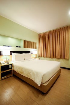 Go Hotels Iloilo