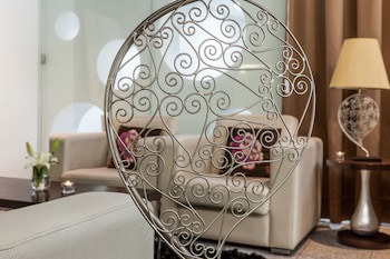 Lux Fatima Park - Hotel, Suites And Residences