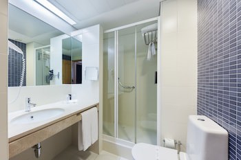 Lux Fatima Park - Hotel, Suites And Residences