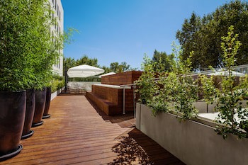 Lux Fatima Park - Hotel, Suites And Residences