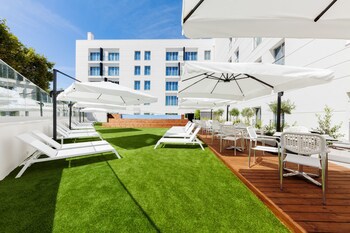 Lux Fatima Park - Hotel, Suites And Residences