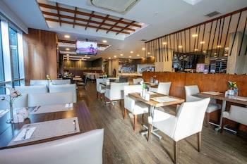 Ramada Encore By Wyndham Istanbul Kartal