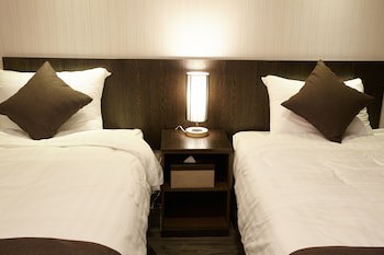 Cs Premier Hotel (Adults Only)