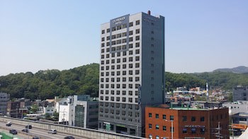 Cs Premier Hotel (Adults Only)