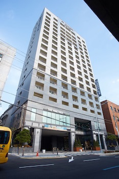 Cs Premier Hotel (Adults Only)