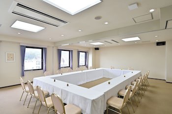 Miyajima Coral Hotel