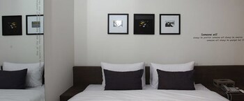 S& Hotel