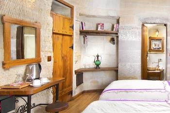 Terra Cave Hotel