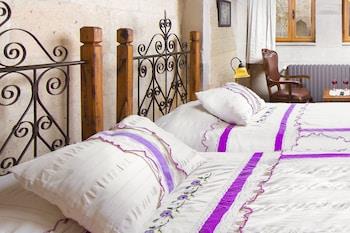 Terra Cave Hotel