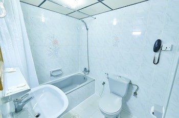West Hotel fotoğrafı