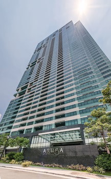 Aruga Apartments By Rockwell Makati