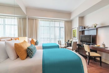 Aruga Apartments By Rockwell Makati