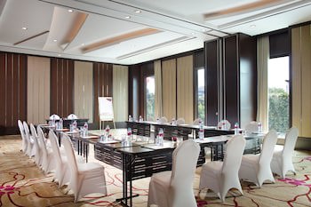 Crowne Plaza Bandung, An Ihg Hotel