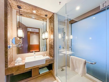 Crowne Plaza Bandung, An Ihg Hotel
