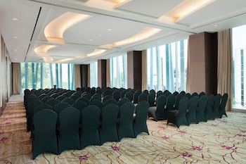 Crowne Plaza Bandung, An Ihg Hotel