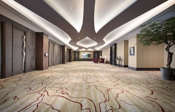Crowne Plaza Bandung, An Ihg Hotel