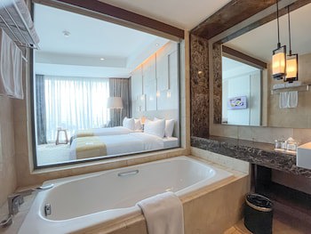 Crowne Plaza Bandung, An Ihg Hotel