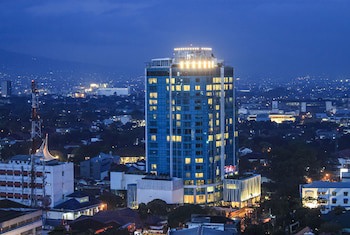 Crowne Plaza Bandung, An Ihg Hotel