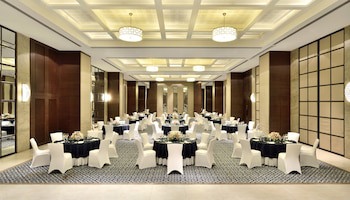 Novotel Imagica Khopoli Hotel
