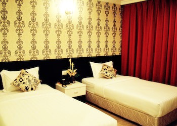 Adel Hotel