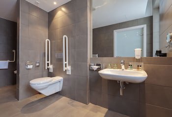 Holiday Inn Dresden - Am Zwinger by IHG galeri fotoğrafı