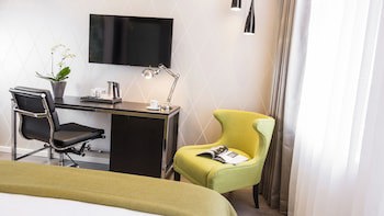 Holiday Inn Dresden - Am Zwinger by IHG galeri fotoğrafı