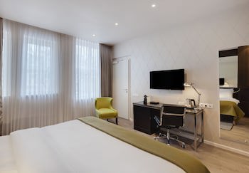 Holiday Inn Dresden - Am Zwinger by IHG galeri fotoğrafı