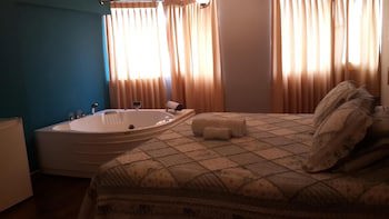 Padama Hotel