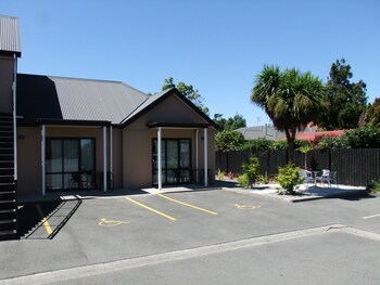 Abbella Lodge Motel