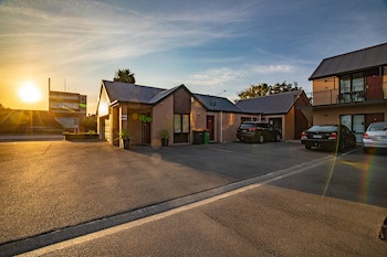 Abbella Lodge Motel
