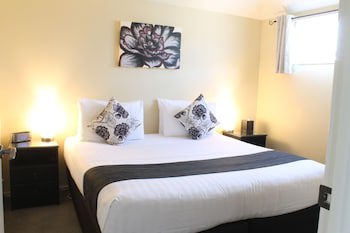 Abbella Lodge Motel