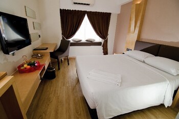 C'haya Hotel