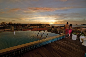 C'haya Hotel