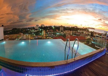 C'haya Hotel