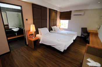 C'haya Hotel